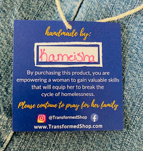 Load image into Gallery viewer, WINE TOTE - Repurposed Denim - Patterned Lining – Housewarming Gift